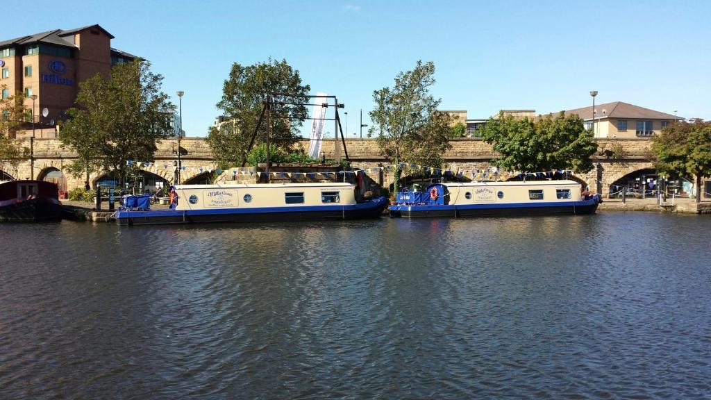 Houseboat Hotels Шефилд Стая снимка